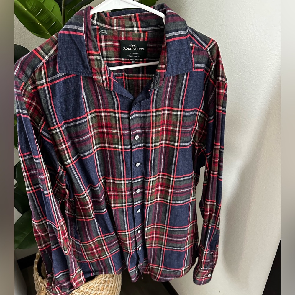 Rodd and gun mens button up